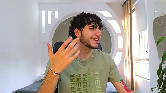 Rafael Mendezz online show from 12, 9, 2025