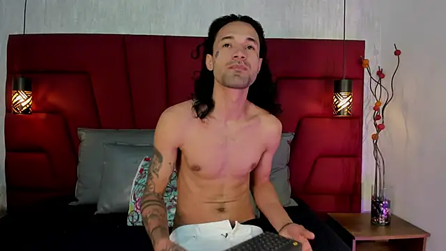 Hisoka 011 online show from 22, 9, 2025