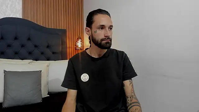 Hisoka 011 online show from 10, 4, 2026