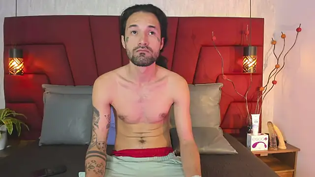 Hisoka 011 online show from 28, 10, 2025