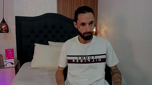 Hisoka 011 online show from 9, 4, 2026