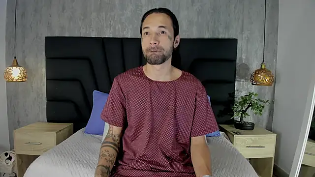 Hisoka 011 online show from 27, 10, 2025