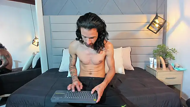 Hisoka 011 online show from 30, 9, 2025