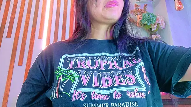 Jennifer Vega1 online show from 13, 10, 2025