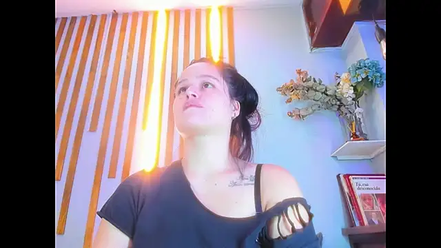 Jennifer Vega1 online show from 13, 11, 2025