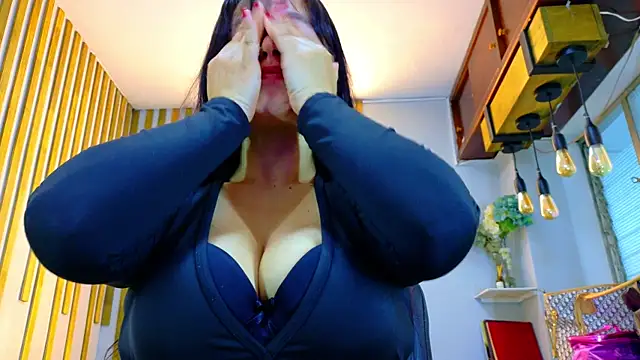 Jennifer Vega1 online show from 4, 12, 2025