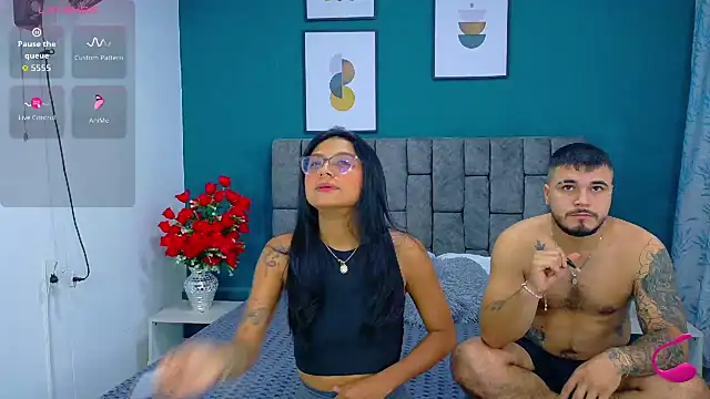 Soffia Konig  online show from 30, 11, 2025