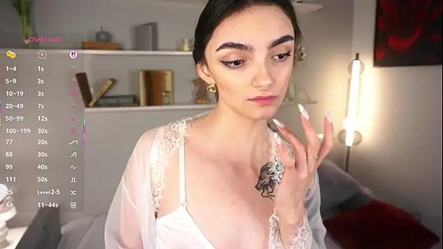 Morena Dolce online show from 5, 10, 2025