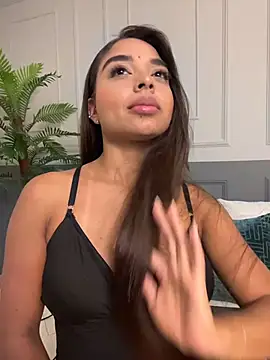 AnnyVega  online show from 2, 12, 2025