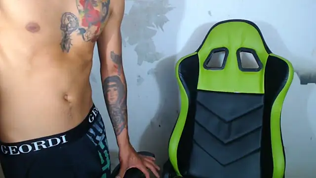 sensualduo online show from 6, 3, 2025