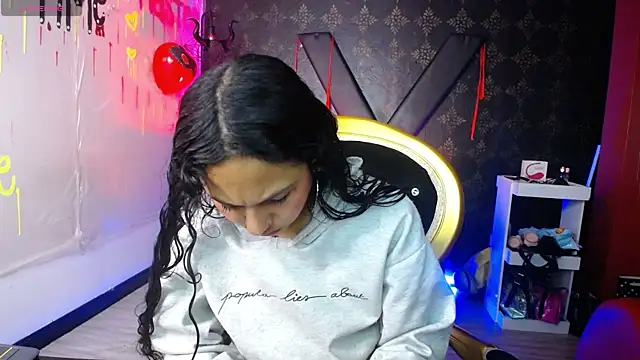 Sweettpleasure online show from 30, 9, 2025