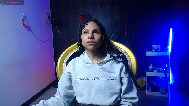 Sweettpleasure online show from 11, 9, 2025