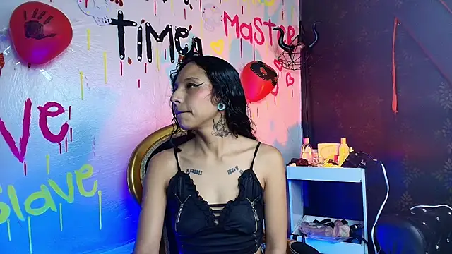 Sweettpleasure online show from 7, 11, 2025