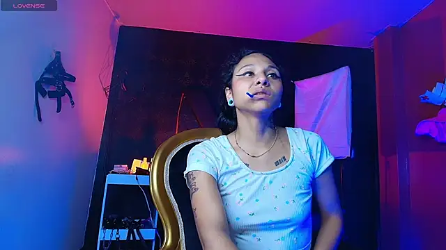 Sweettpleasure online show from 1, 12, 2025