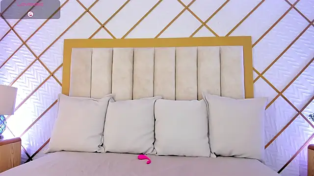 cocoamore online show from 19, 12, 2025