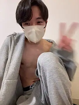 Yuma0718 online show from 5, 2, 2026