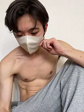 Yuma0718 online show from 11, 2, 2026