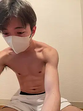 Yuma0718 online show from 28, 2, 2026