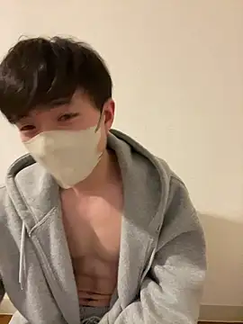 Yuma0718 online show from 6, 1, 2026