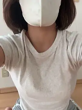 Snapshot of riko_oxo chatting on 8, 10, 2025 riko oxo online show from 8, 10, 2025