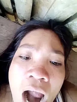 Snapshot of Sweet_dhea05 chatting on 27, 11, 2025 Sweet dhea05 online show from 27, 11, 2025