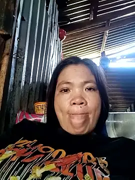 Snapshot of Sweet_dhea05 chatting on 17, 11, 2025 Sweet dhea05 online show from 17, 11, 2025