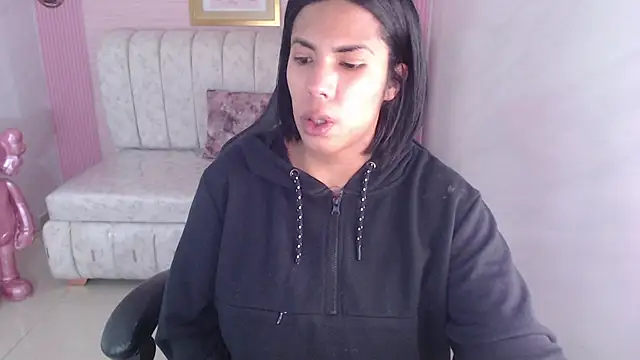 ambar fox s online show from 7, 2, 2026