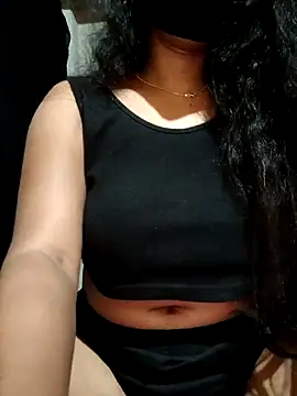 Snapshot of DiyaRoy49 chatting on 24, 11, 2025 DiyaRoy49 online show from 24, 11, 2025