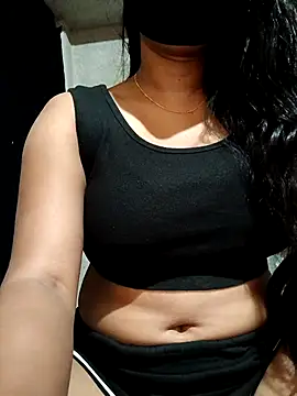 Snapshot of DiyaRoy49 chatting on 24, 11, 2025 DiyaRoy49 online show from 24, 11, 2025