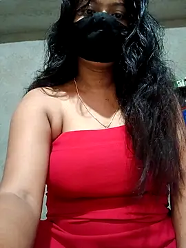 Snapshot of DiyaRoy49 chatting on 4, 10, 2025 DiyaRoy49 online show from 4, 10, 2025