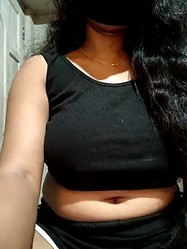 Snapshot of DiyaRoy49 chatting on 19, 11, 2025 DiyaRoy49 online show from 19, 11, 2025