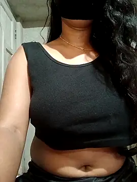 Snapshot of DiyaRoy49 chatting on 5, 11, 2025 DiyaRoy49 online show from 5, 11, 2025