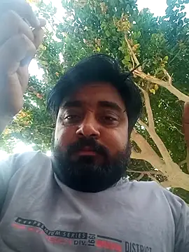 Raju fuckerr online show from 18, 3, 2026