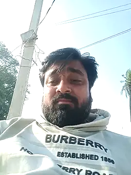 Raju fuckerr online show from 5, 2, 2026