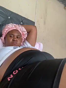 AssieLindy95 online show from 22, 11, 2025