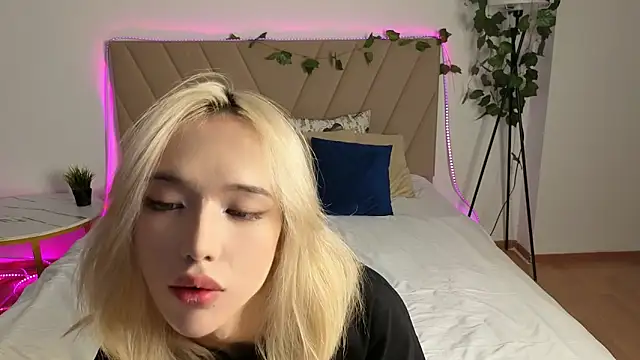 Snapshot of okerriella chatting on 17, 6, 2026 okerriella online show from 17, 6, 2026