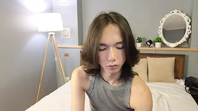 okerriella online show from 17, 10, 2025