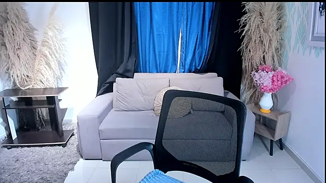SofiaRivera1 online show from 25, 4, 2026