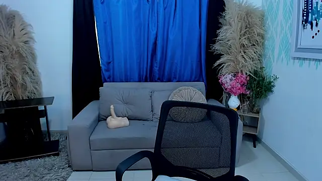 SofiaRivera1 online show from 30, 6, 2026
