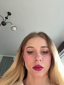 BabyAnais online show from 8, 9, 2025