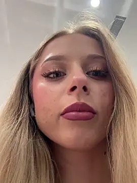 BabyAnais online show from 15, 10, 2025