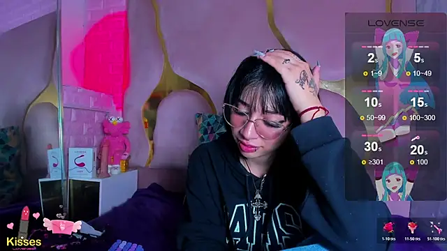 Niina Sissy online show from 9, 4, 2026