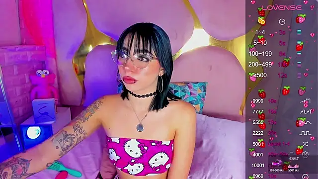 Niina Sissy online show from 23, 2, 2026