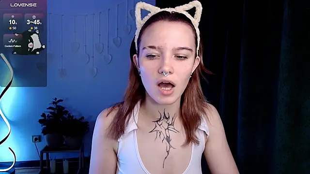 Snapshot of Elastikiss chatting on 21, 9, 2025 Elastikiss online show from 21, 9, 2025