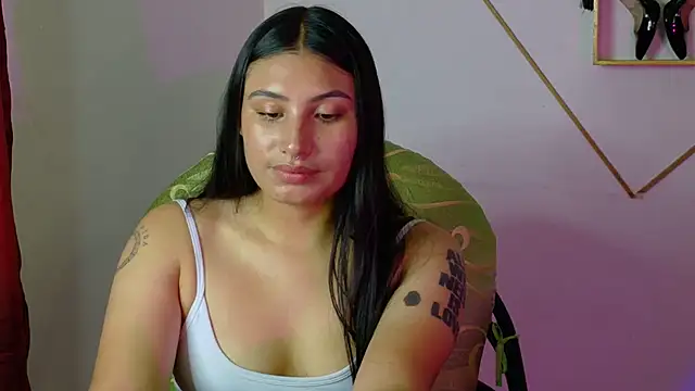 Snapshot of Linda_andrew chatting on 12, 2, 2026 Linda andrew online show from 12, 2, 2026