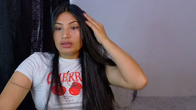 Snapshot of Linda_andrew chatting on 20, 5, 2026 Linda andrew online show from 20, 5, 2026