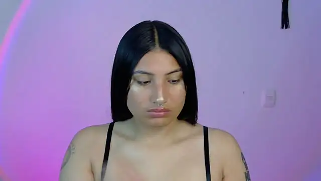 Snapshot of Linda_andrew chatting on 2, 3, 2026 Linda andrew online show from 2, 3, 2026