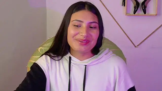 Snapshot of Linda_andrew chatting on 16, 1, 2026 Linda andrew online show from 16, 1, 2026