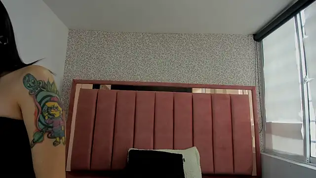 Hanna Lee   online show from 11, 9, 2025