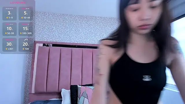 Hanna Lee   online show from 23, 10, 2025